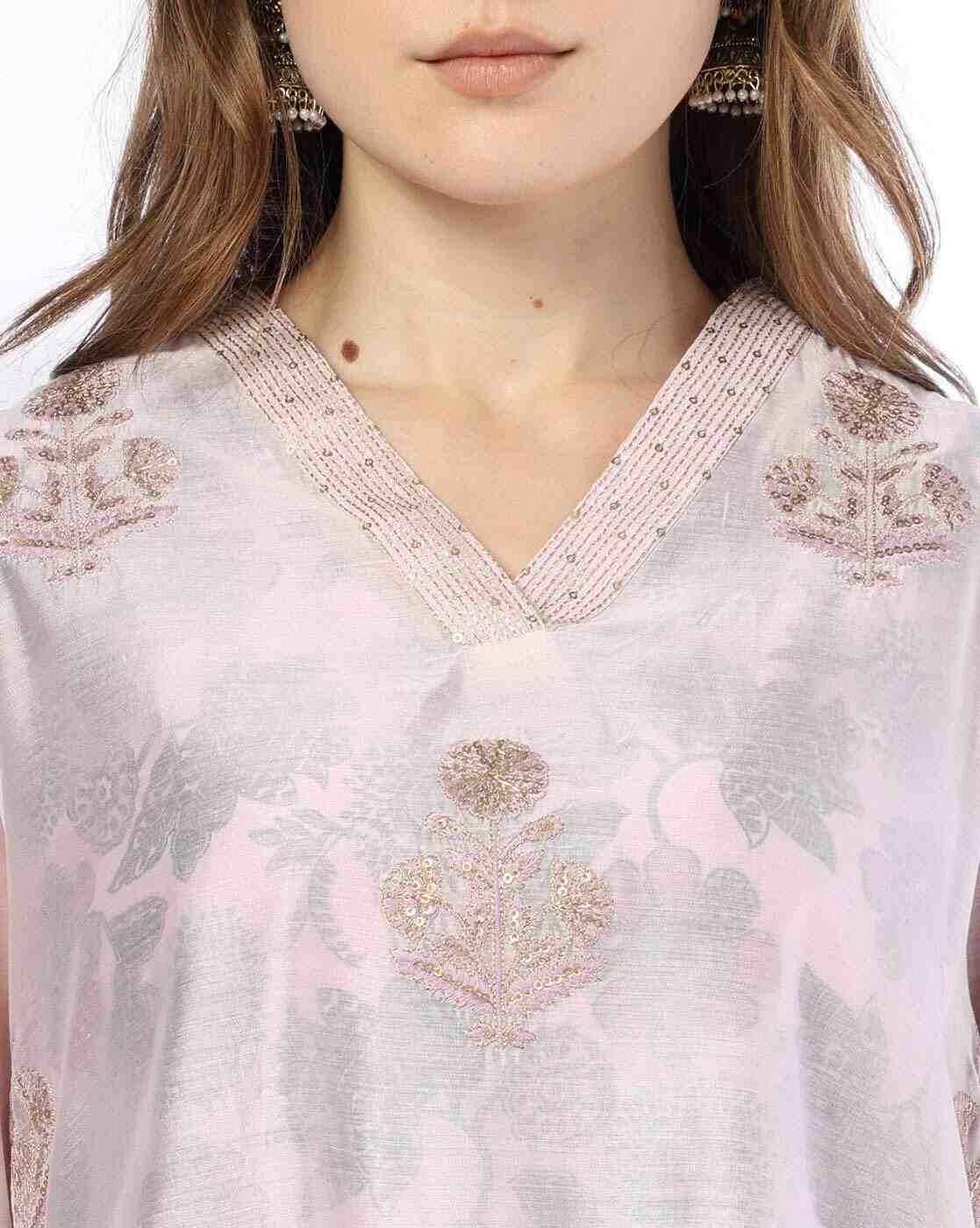 SIYAHI | Women Embroidered Layered Straight Kurtas|3