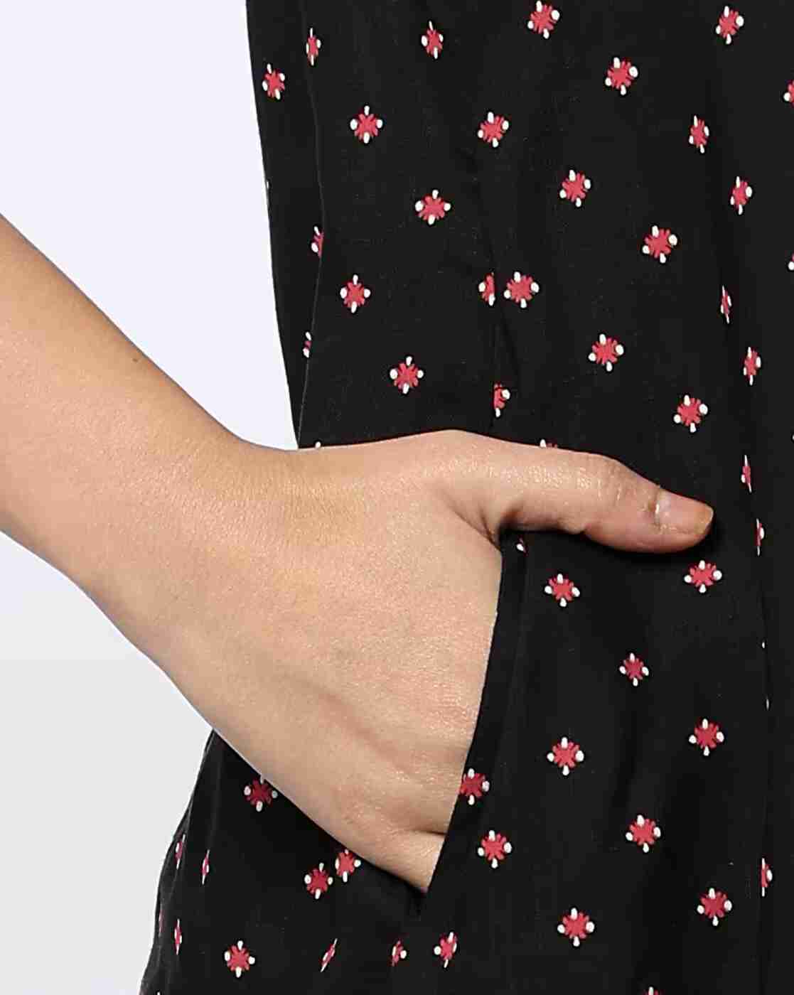 SIYAHI | Women Printed Straight Kurta with Embroidered Yoke|5