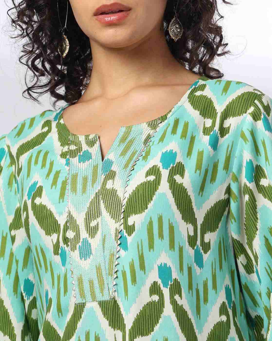 SIYAHI | Women Ikat Print Straight Kurta|3