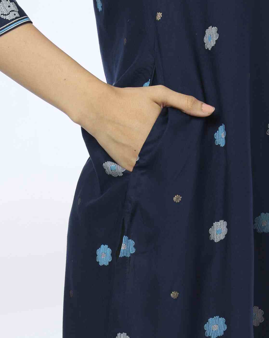 SIYAHI | Women Floral Print Straight Kurta|4