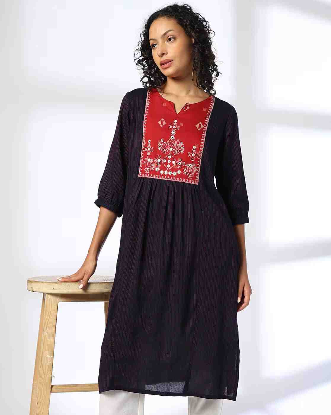 SIYAHI | Women Embroidered Straight Kurta|0