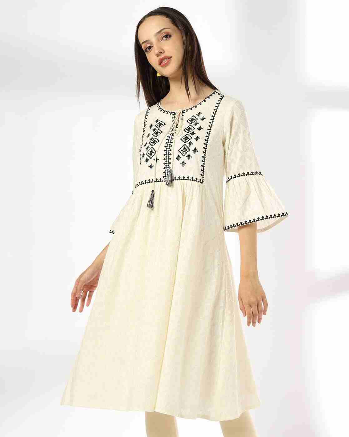 SIYAHI | Women Embroidered Flared Kurta|0