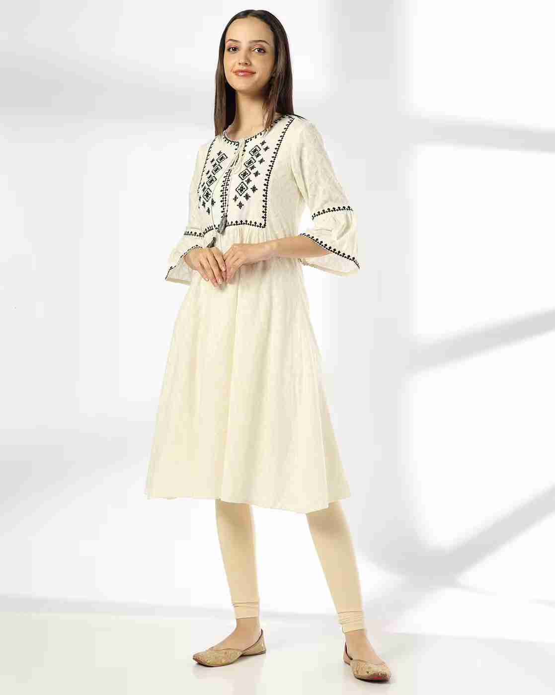 SIYAHI | Women Embroidered Flared Kurta|3