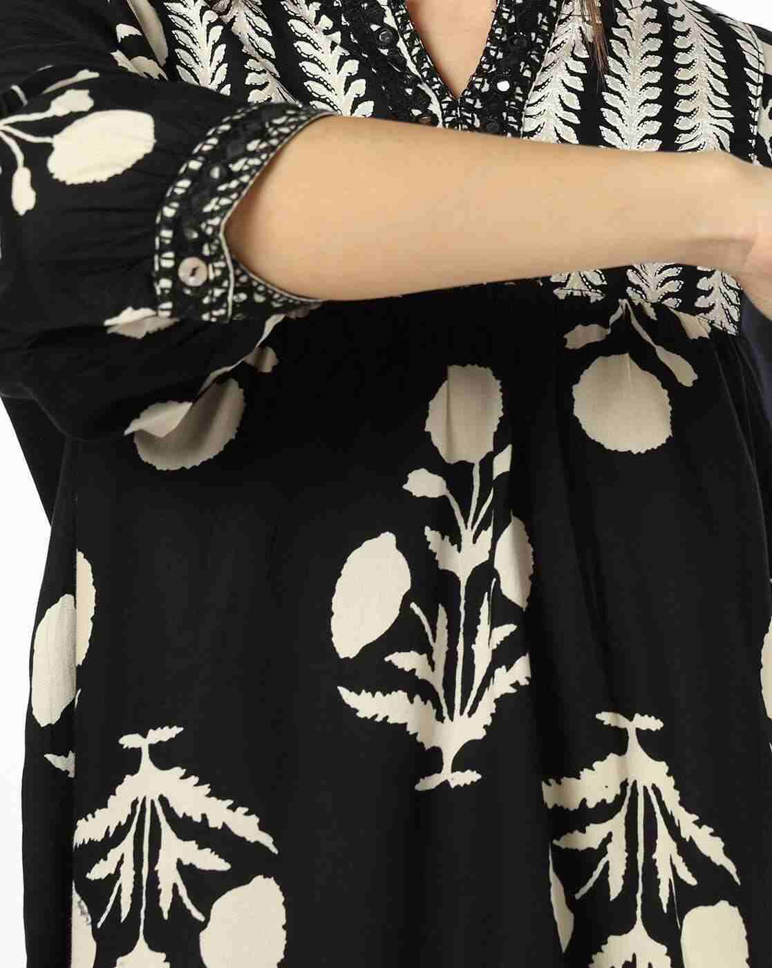 SIYAHI | Women Floral Print Relaxed Fit Tunic|4