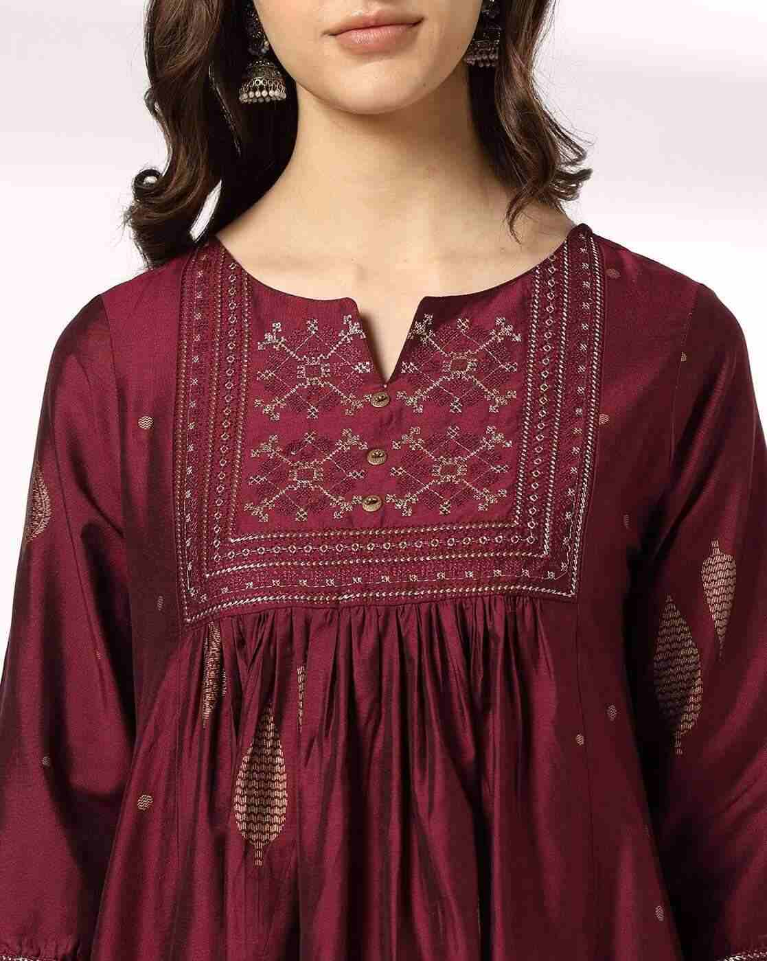 SIYAHI | Women Embroidered Flared Kurta|3