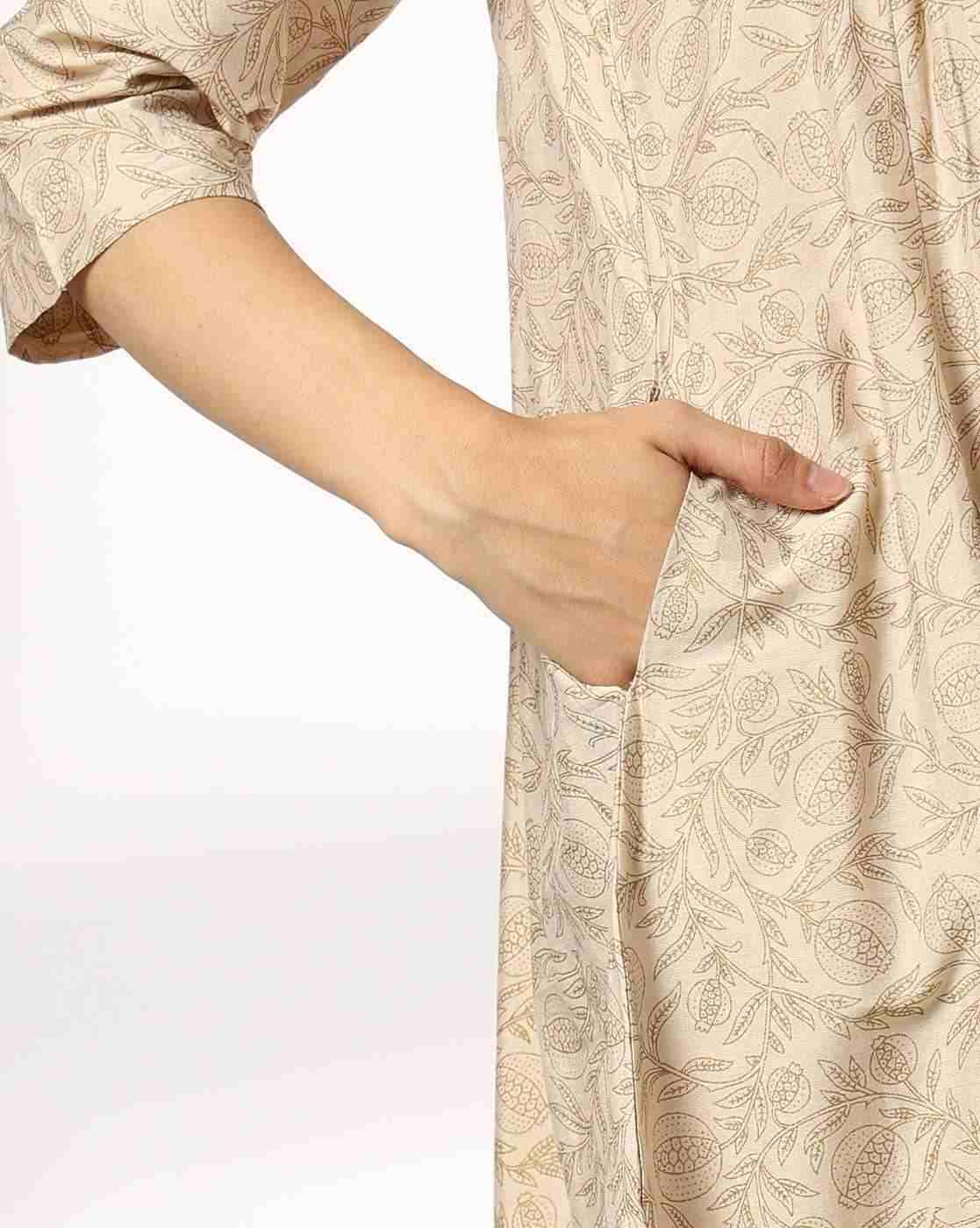 SIYAHI | Women Floral Print Flared Kurta with Insert Pocket|5