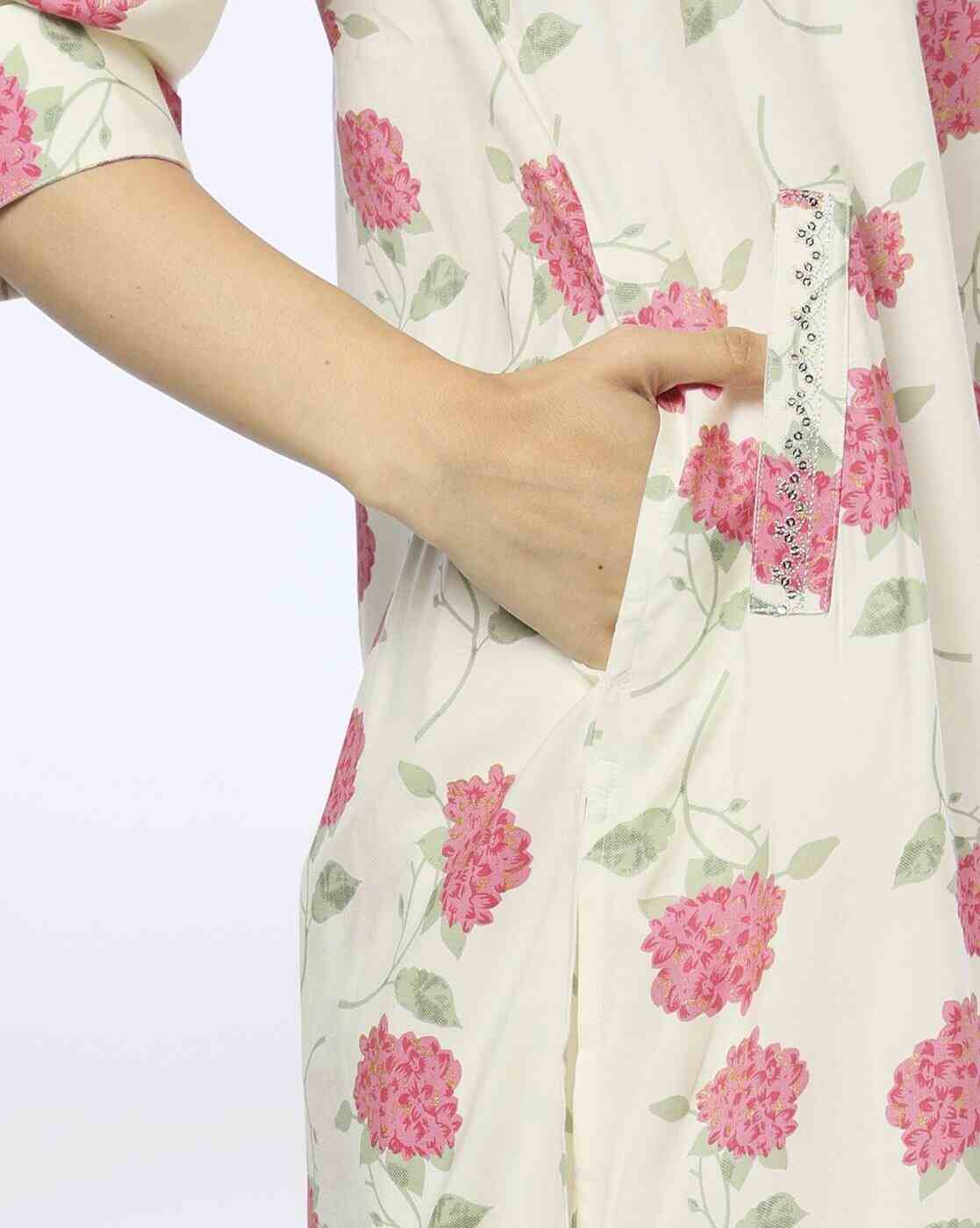 SIYAHI | Women Floral Print Kurta & Pants Set|4