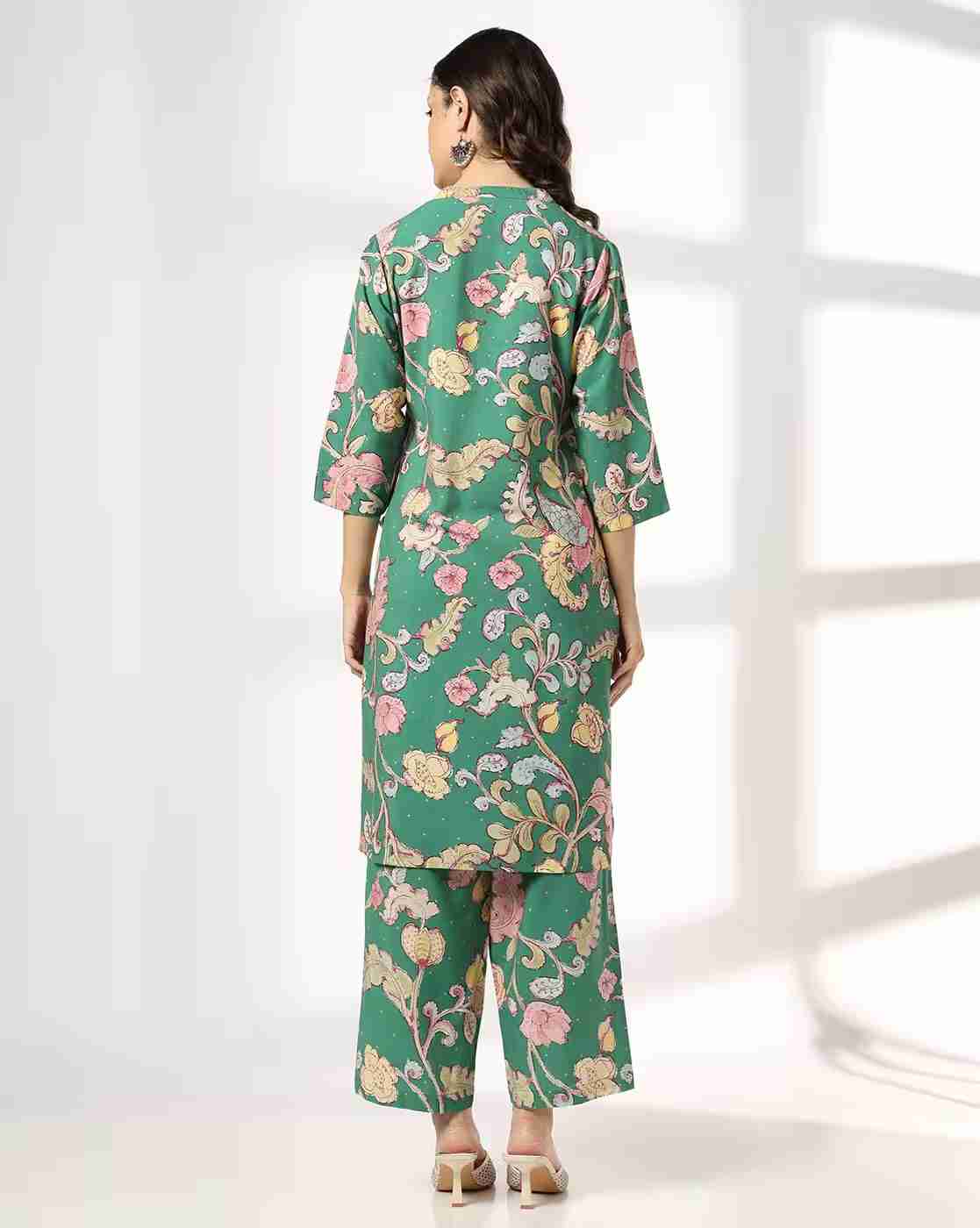 SIYAHI | Women Floral Print Straight Kurta with Pants|2
