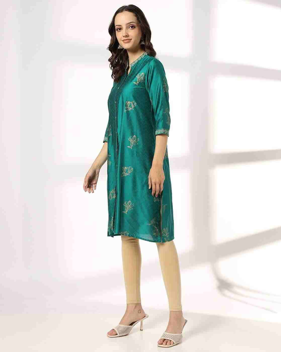 SIYAHI | Women Embroidered Straight Kurta with Insert Pocket|1