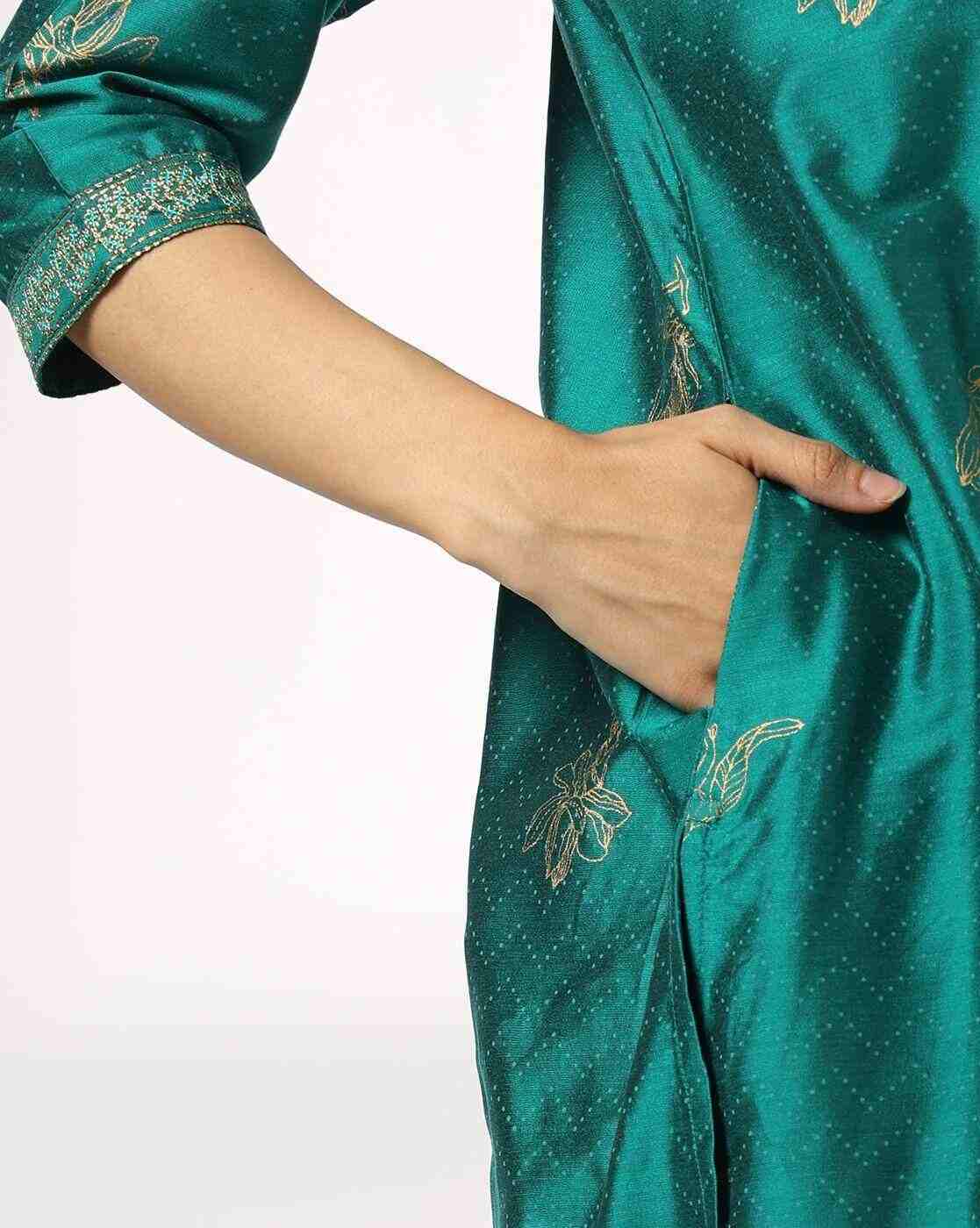 SIYAHI | Women Embroidered Straight Kurta with Insert Pocket|5