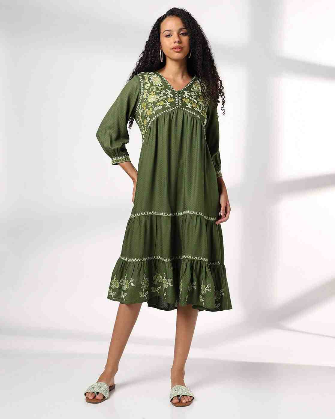 SIYAHI | Women Embroidered V-Neck Tiered Dress|0