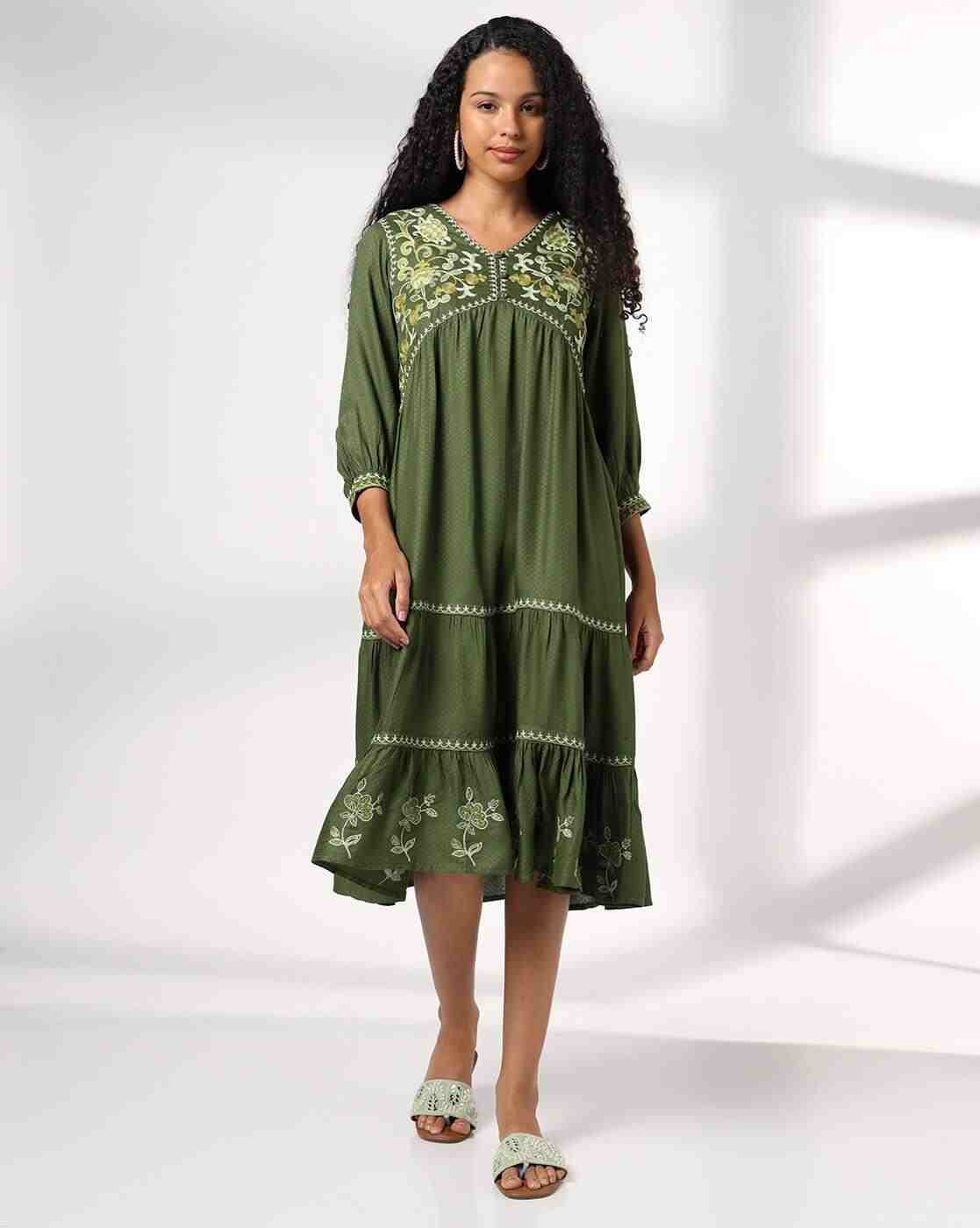 SIYAHI | Women Embroidered V-Neck Tiered Dress|3