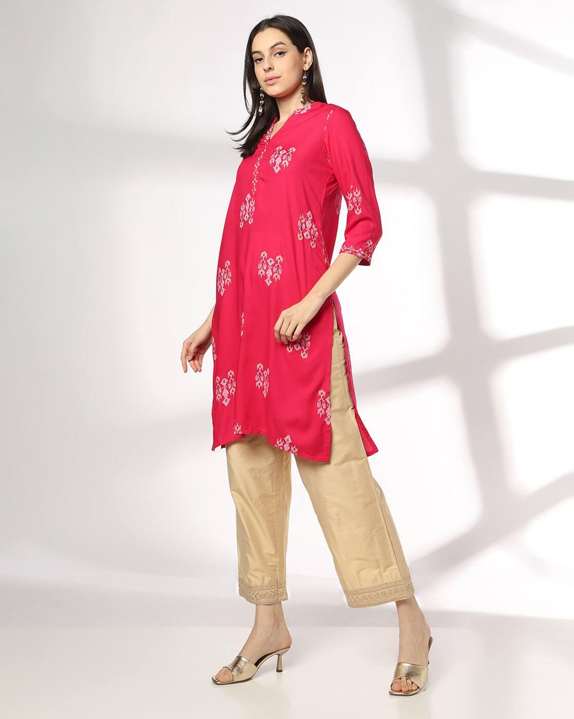 SIYAHI | Women Embroidered Straight Fit Kurta|1