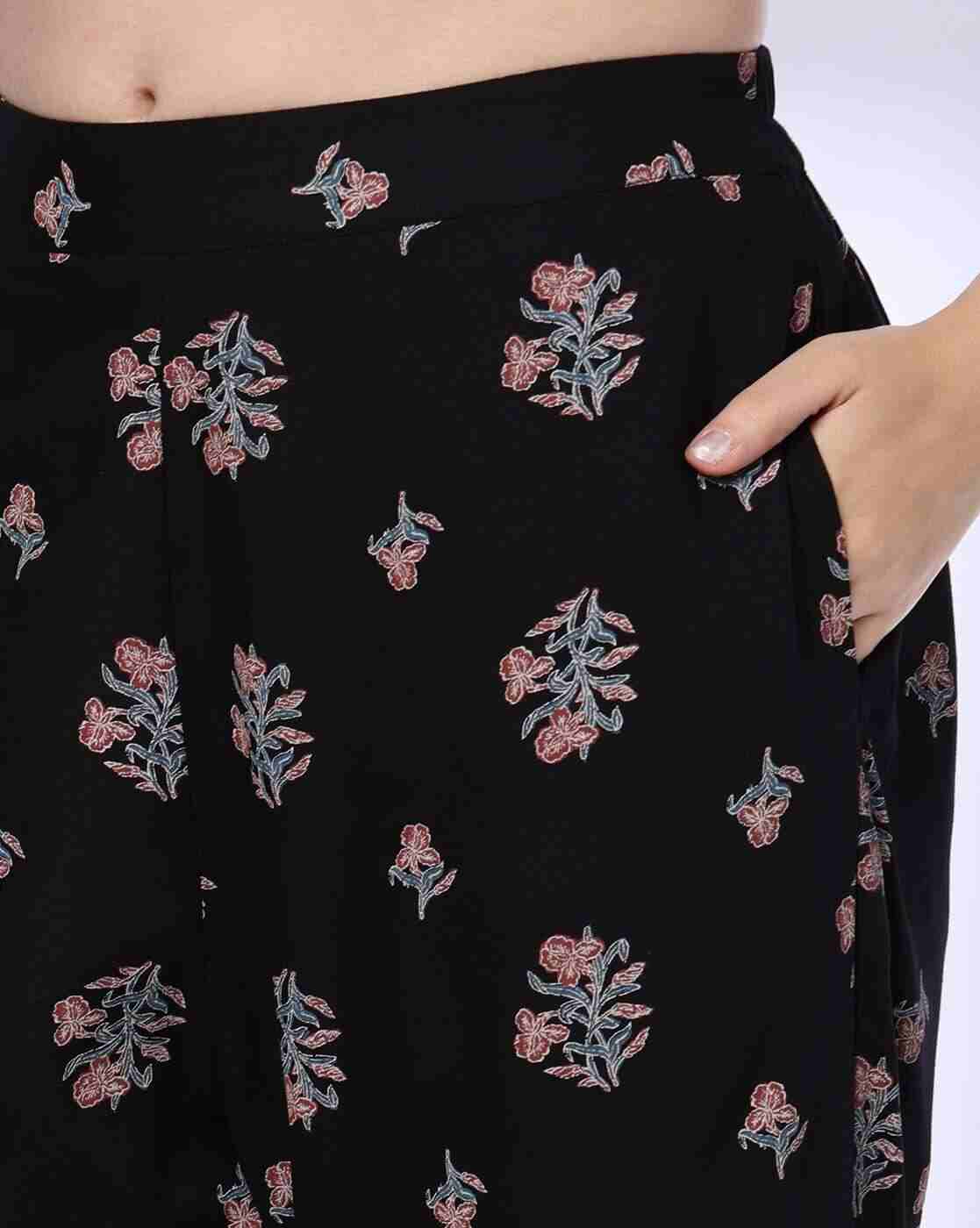 SIYAHI | Women Floral Print Straight Kurta & Pants Set|4