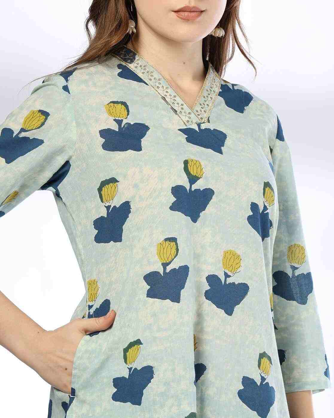SIYAHI | Women Floral Print Straight Kurta with Pants|3