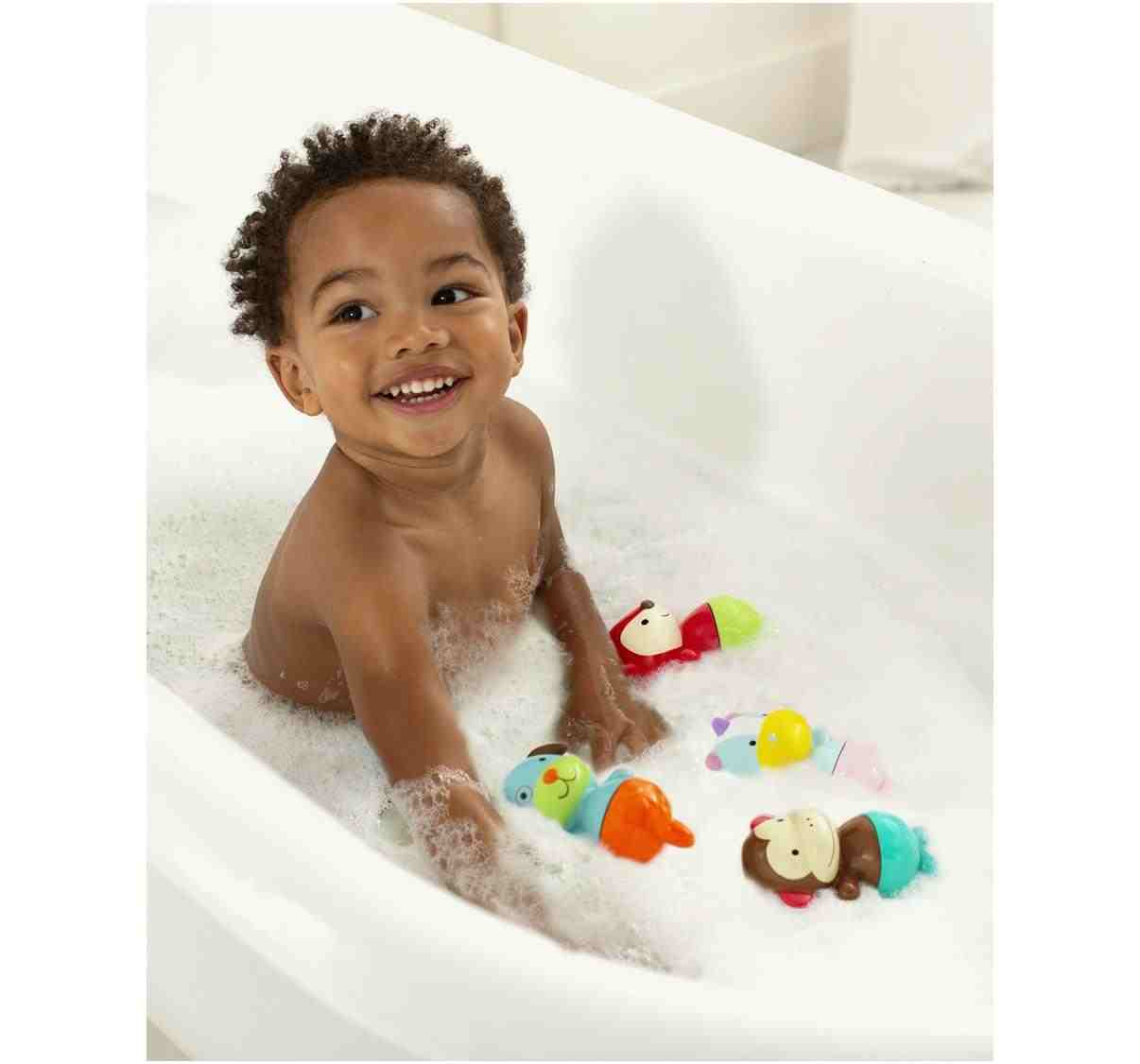 https://cdn.fynd.com/v2/falling-surf-7c8bb8/fyprod/wrkr/products/pictures/item/free/original/skip-hop/9I413810/1/NtB5xRY3sq-9I413810-2.jpg