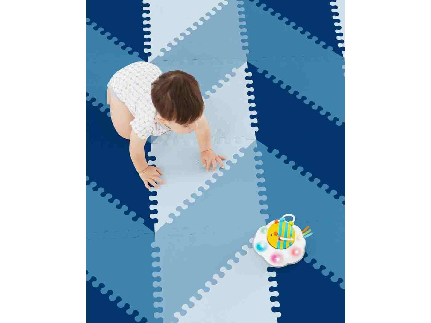 https://cdn.fynd.com/v2/falling-surf-7c8bb8/fyprod/wrkr/products/pictures/item/free/original/skip-hop/9N400110/3/IoUqPc-lEo-492862936_4.jpg