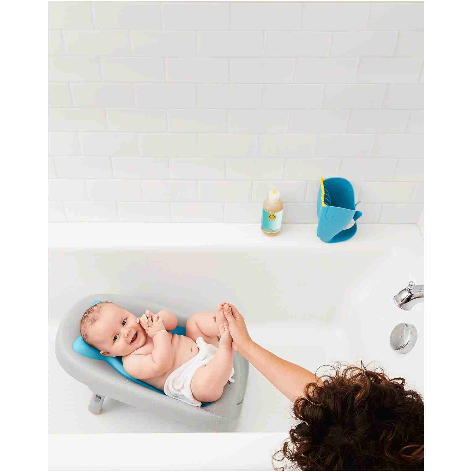 https://cdn.fynd.com/v2/falling-surf-7c8bb8/fyprod/wrkr/products/pictures/item/free/original/skiphop/9H498210/3/z35ylqEXGc-9H498210-4.jpg