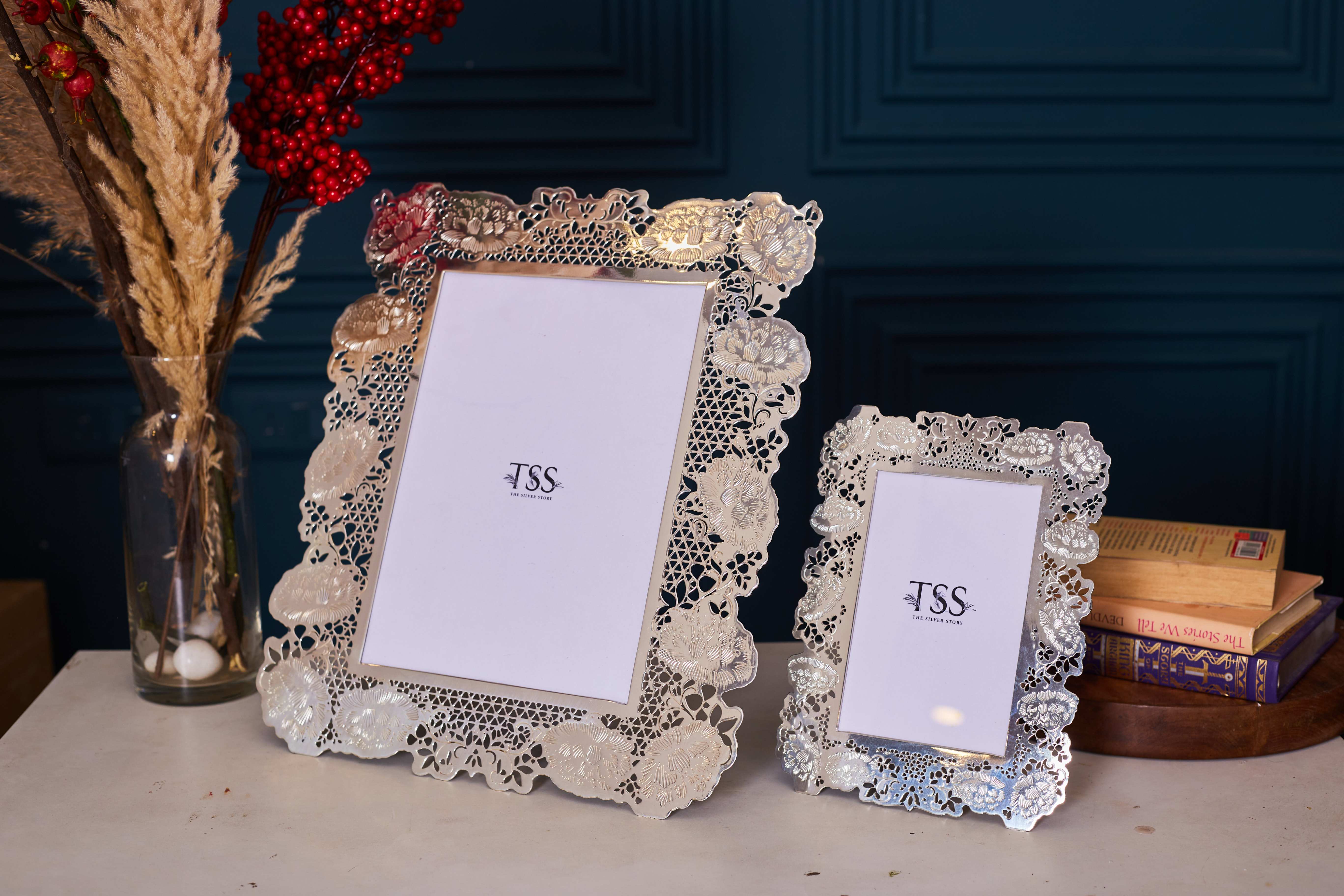 Rectangle carnaton frames