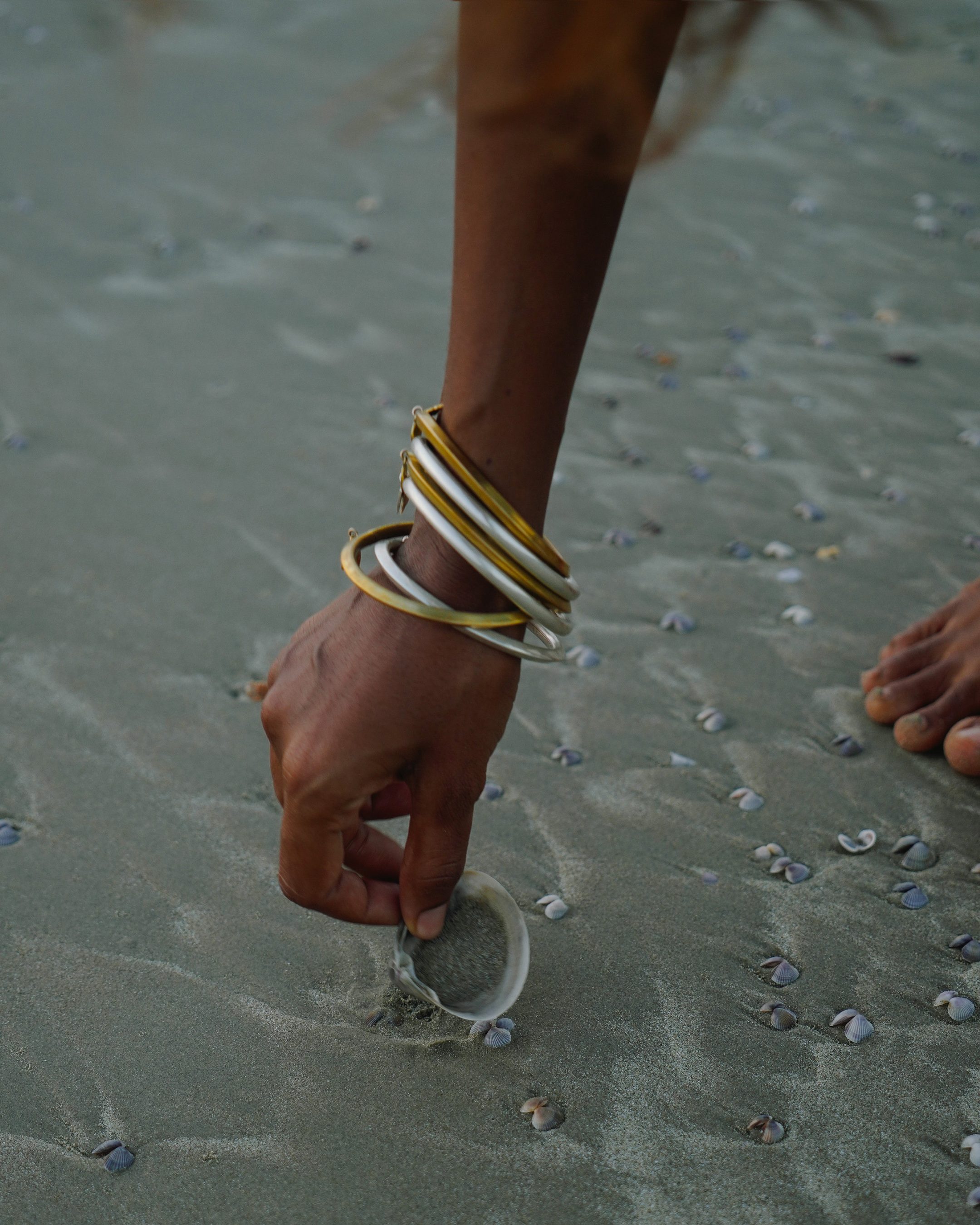 Mango Bangle - Rounded