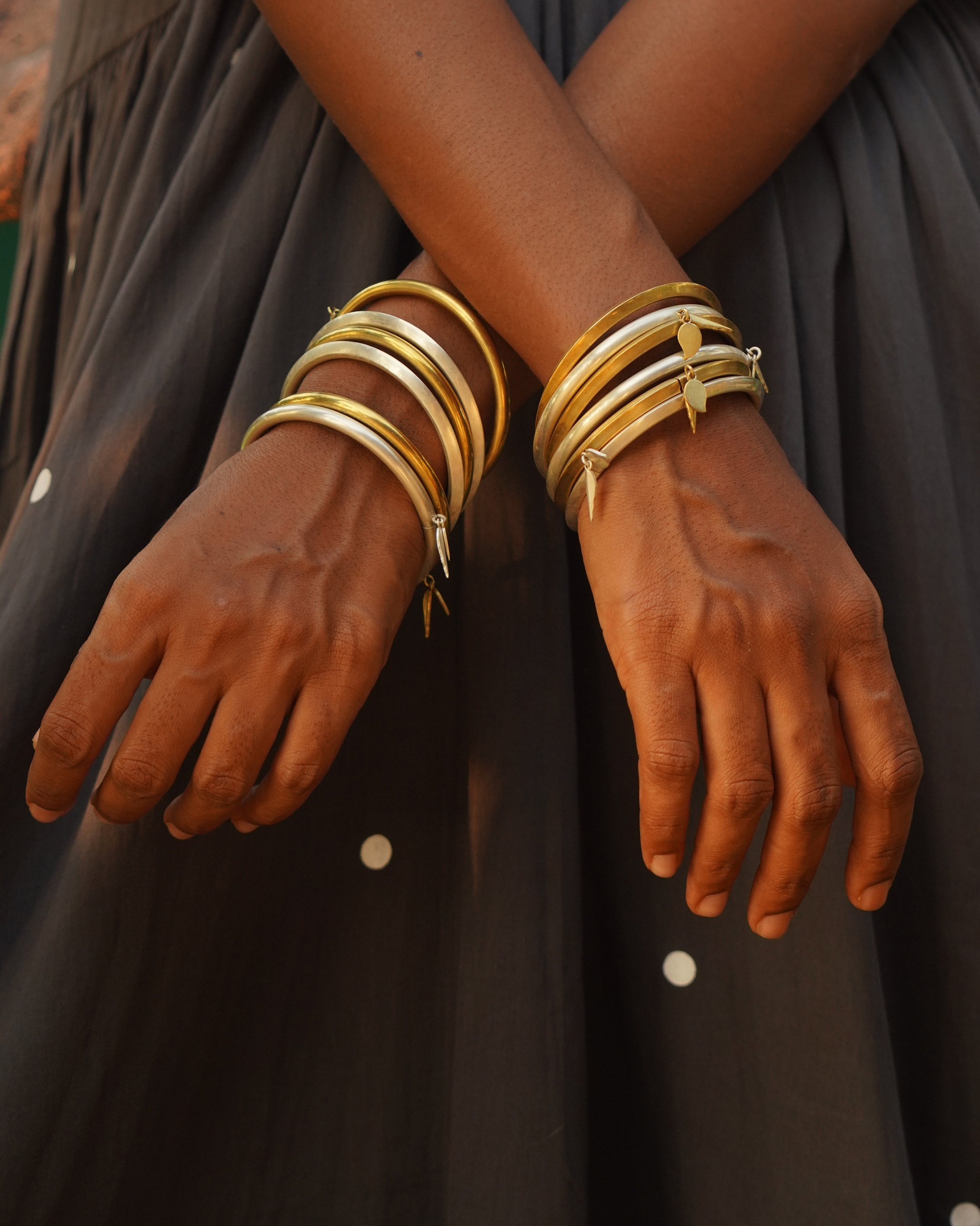 Mango Bangle - Rounded