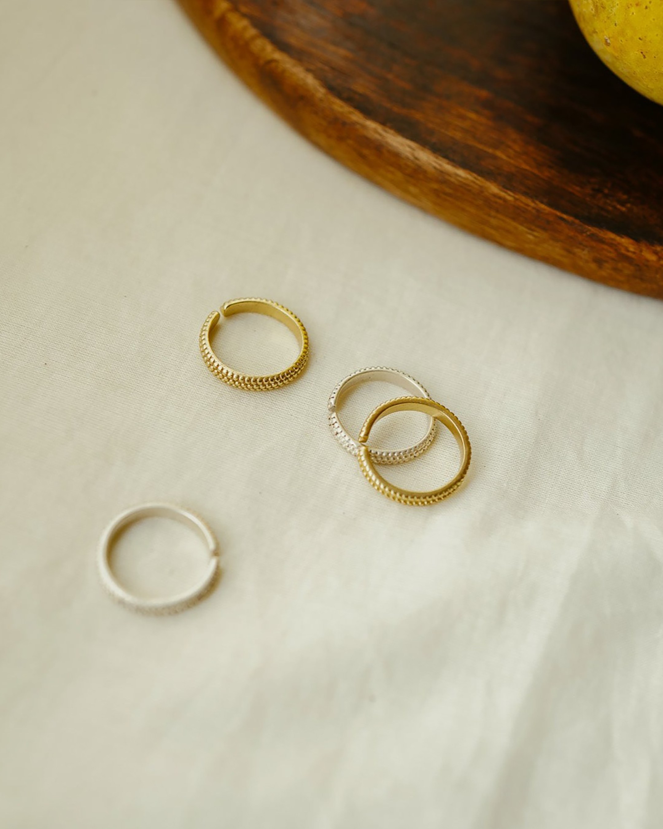 Rawa Midi Ring with 3 Layer Granulation