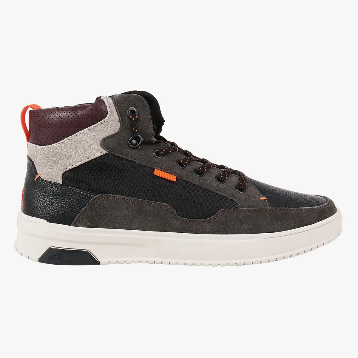Atwood Black Sneakers