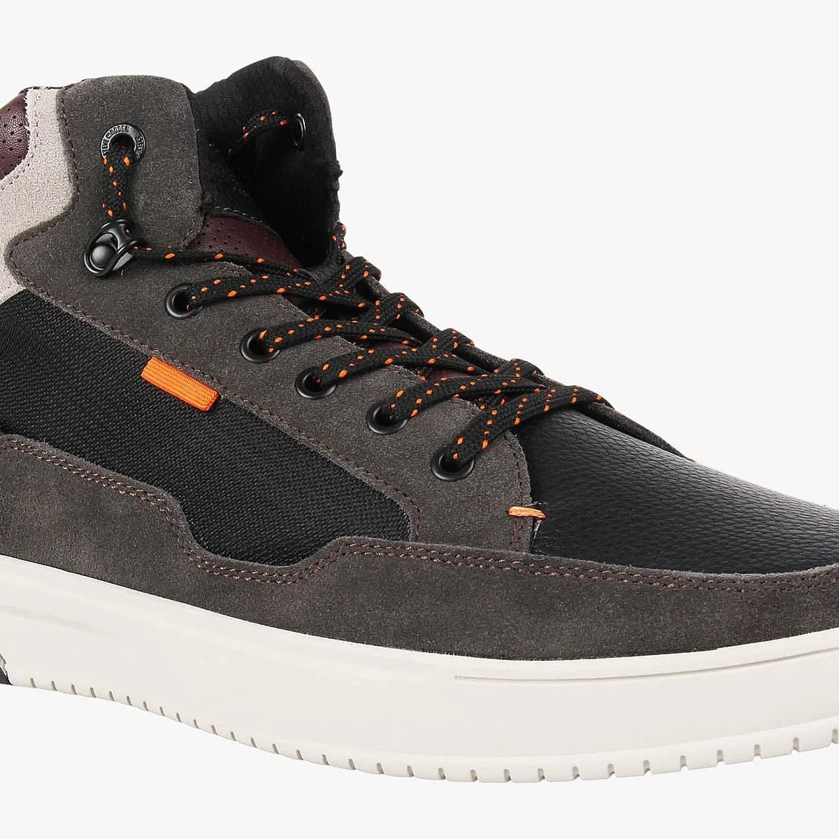 Atwood Black Sneakers