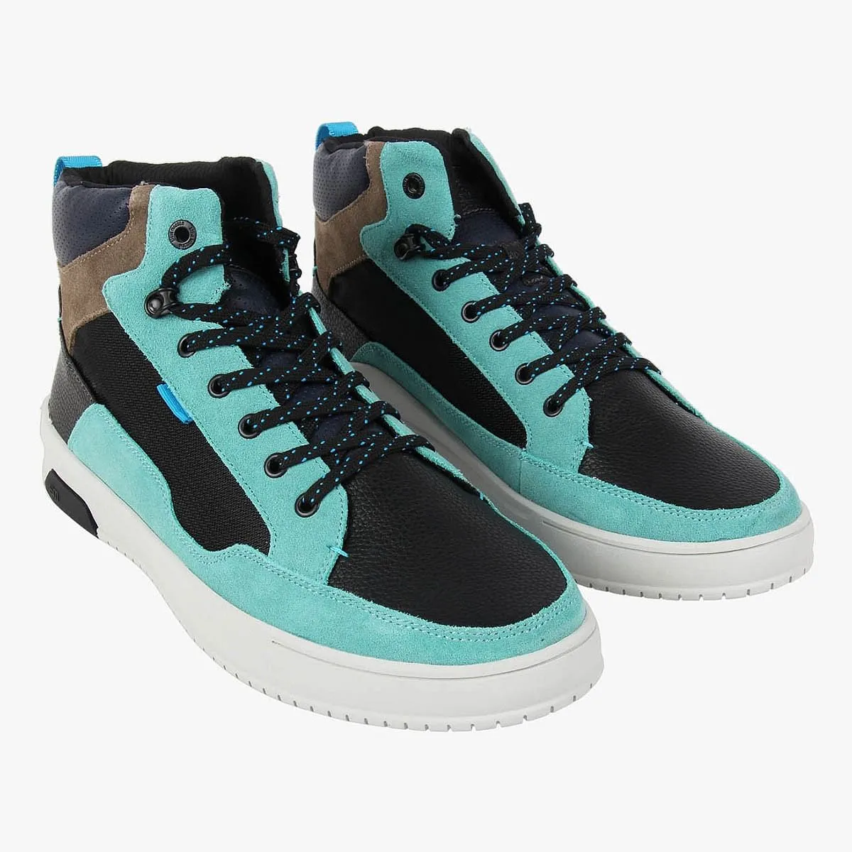 Atwood Brown Sneakers