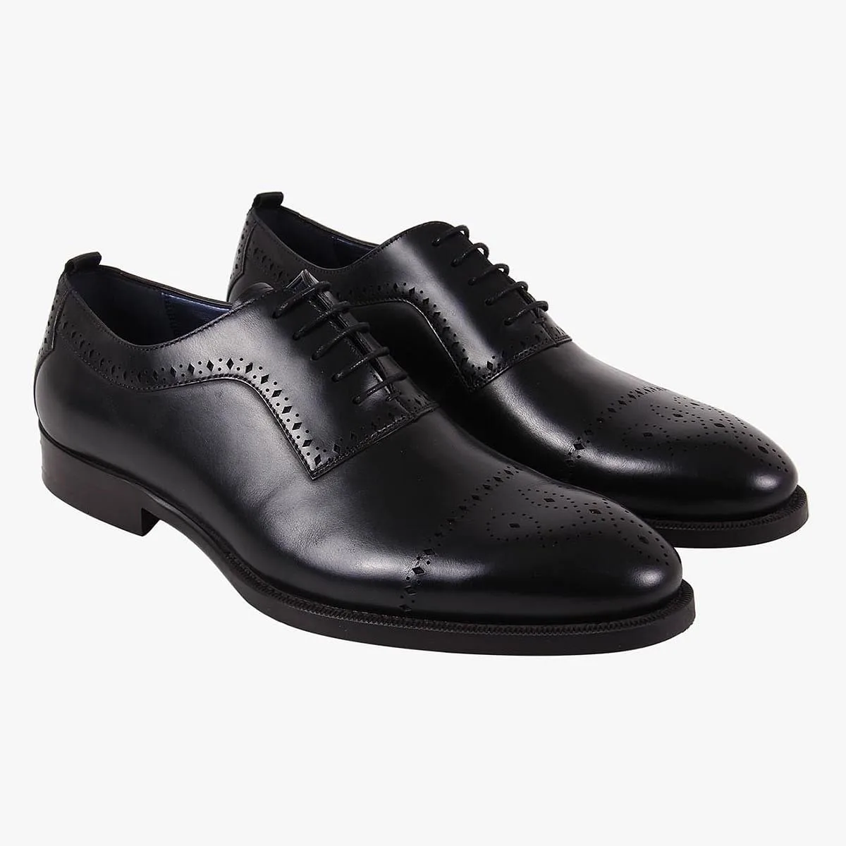 Cerraa Black Tie-Ups & Dress Loafers
