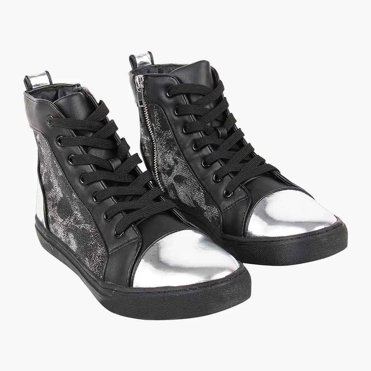Davos Silver Sneakers