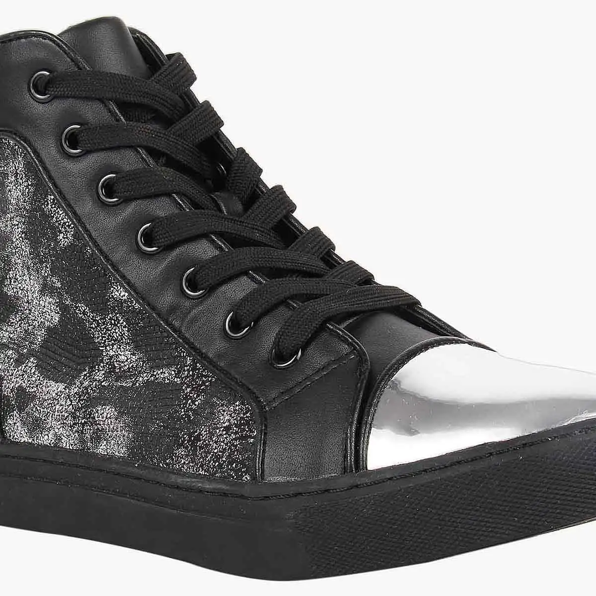 Davos Silver Sneakers