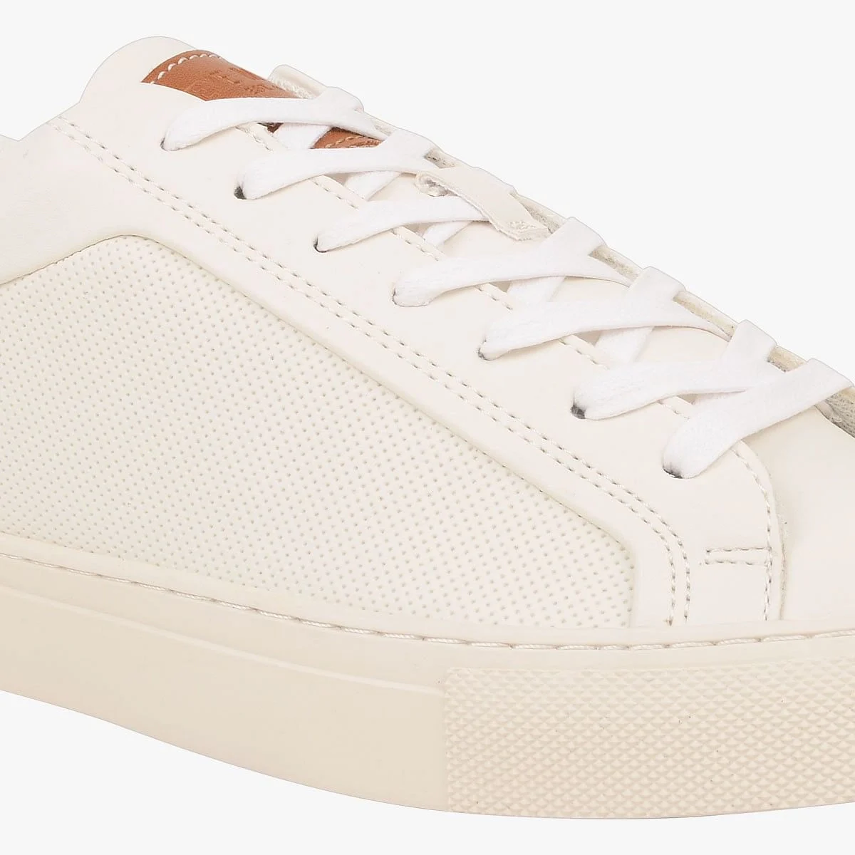 Finnehas White Sneakers