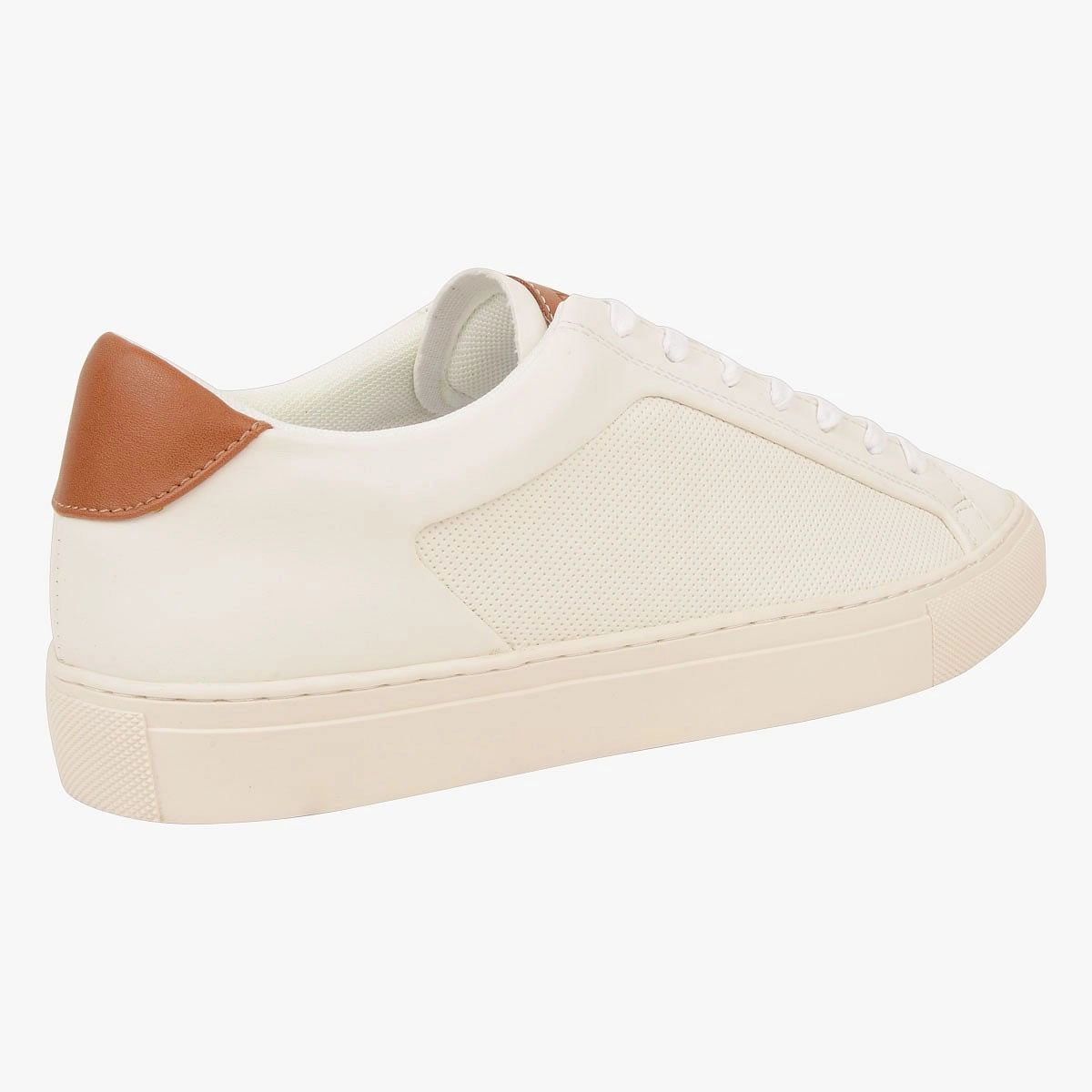 Finnehas White Sneakers