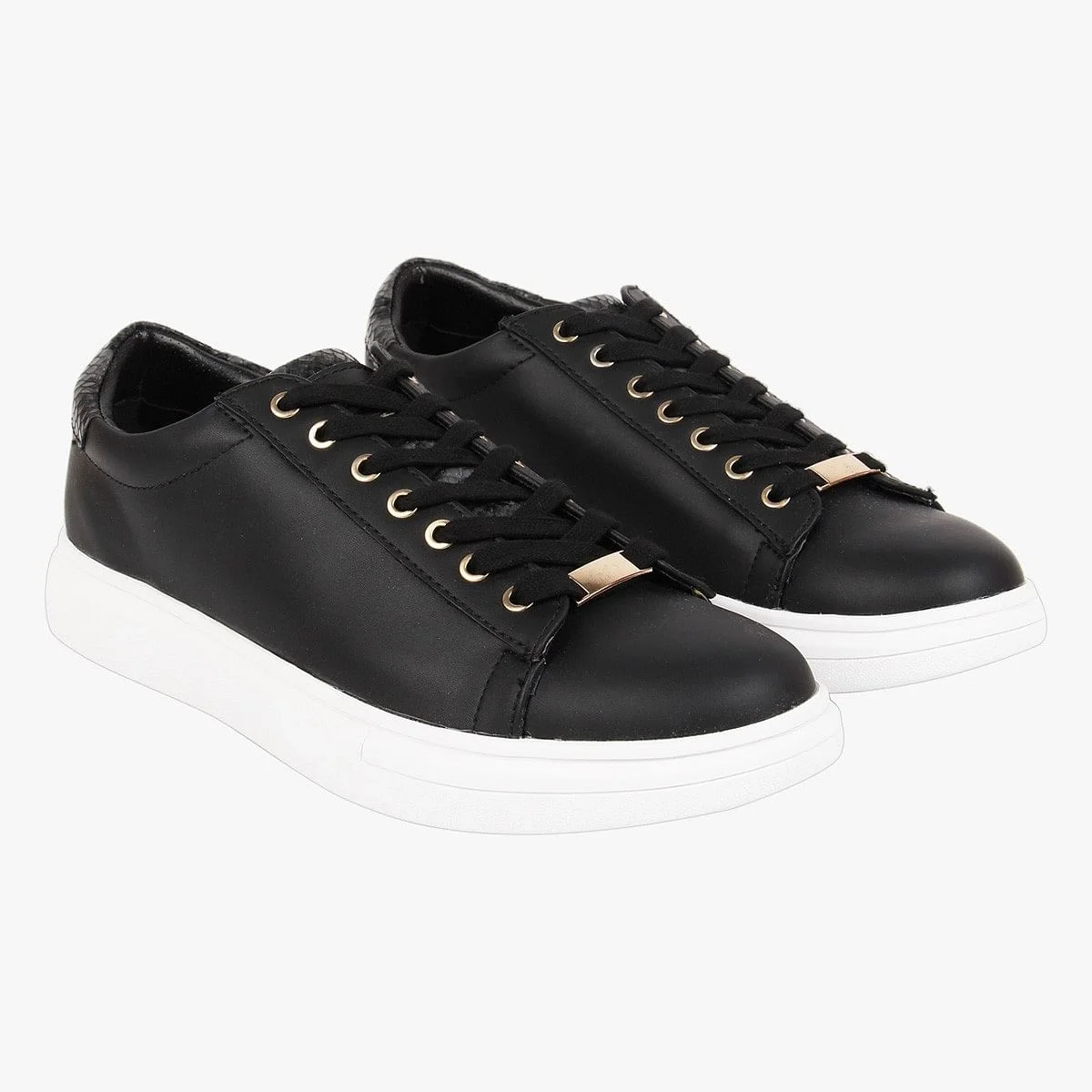 Homeland Black Sneakers