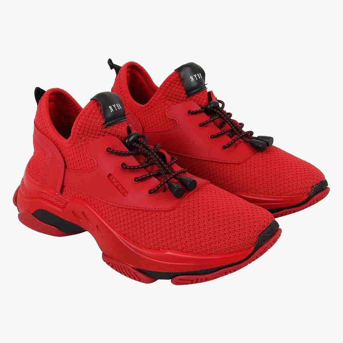 Isles Red Sneakers