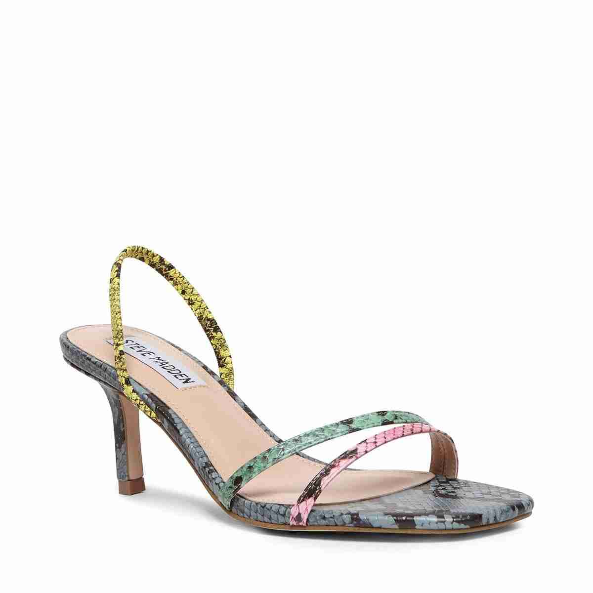 Steve madden loft 2025 white