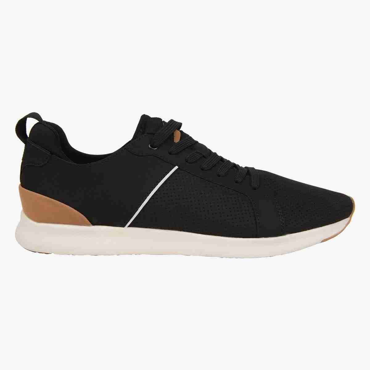 P-Scoop Black Sneakers
