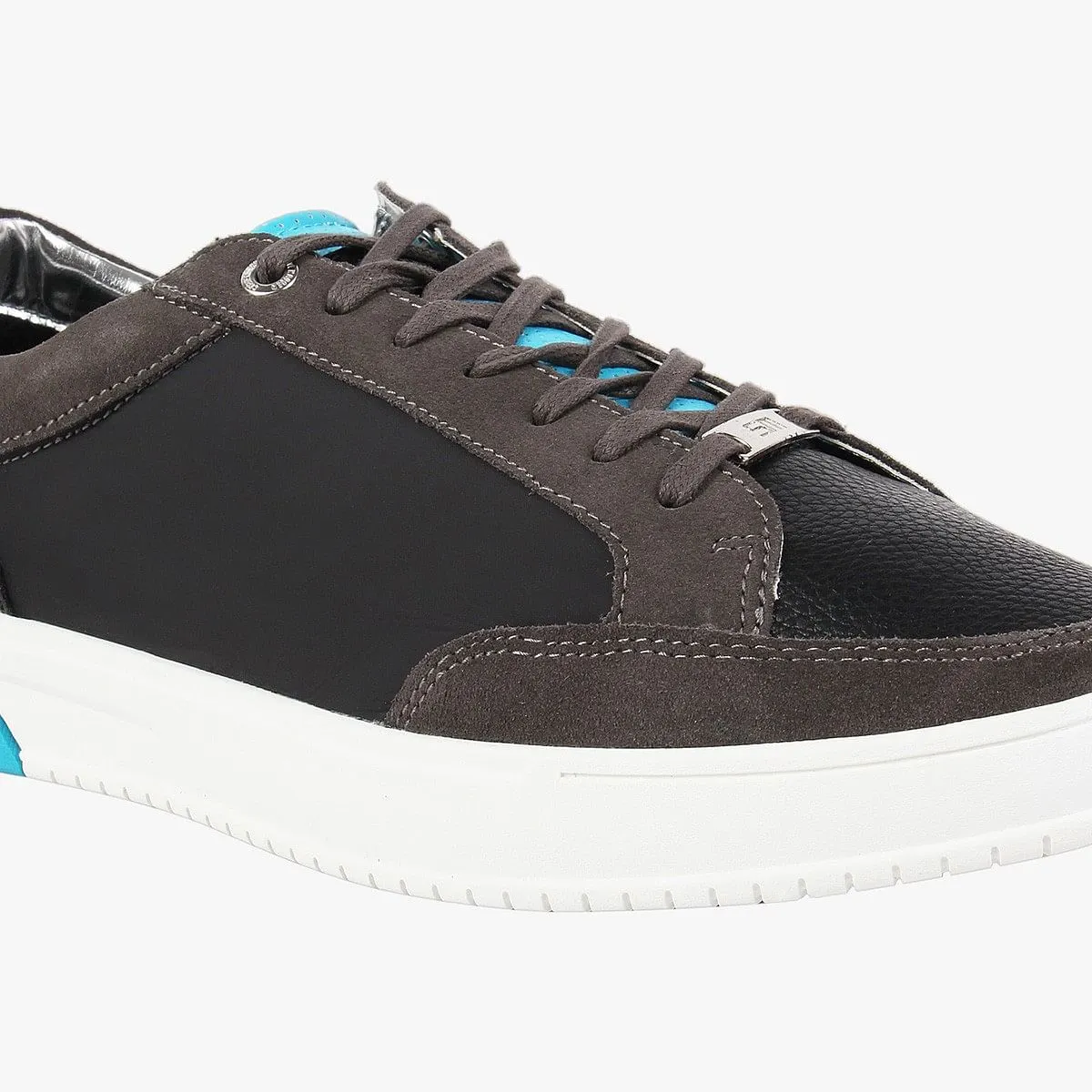 Rivall Black Sneakers