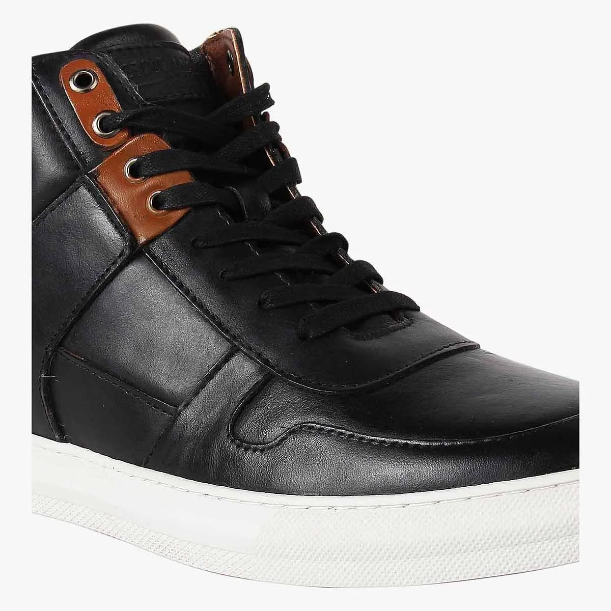 Sharper Black Sneakers