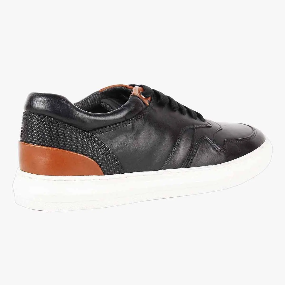 Shockah Black Sneakers