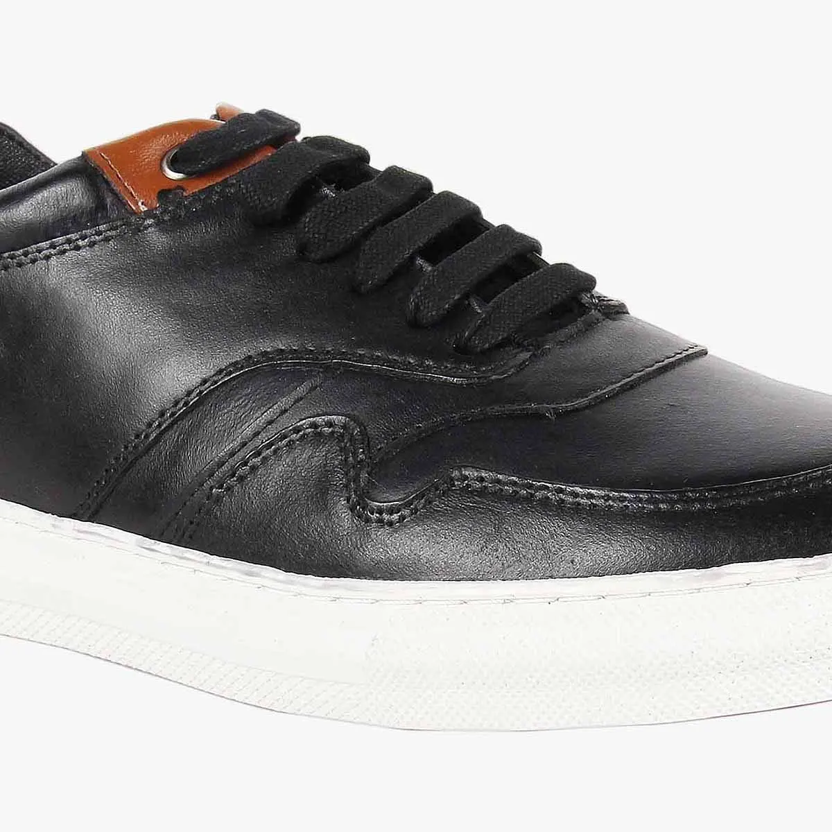 Shockah Black Sneakers
