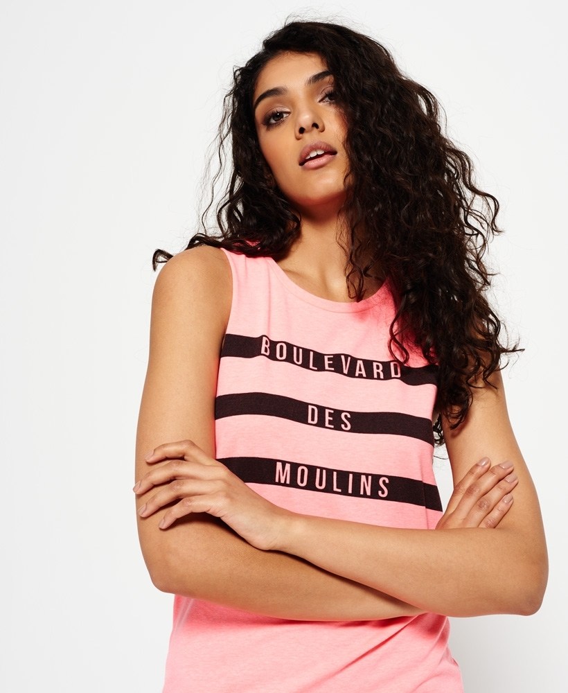 https://cdn.fynd.com/v2/falling-surf-7c8bb8/fyprod/wrkr/products/pictures/item/free/original/superdry/G80010XOZFW/3/aianlVwHfQ-325236_05.jpg