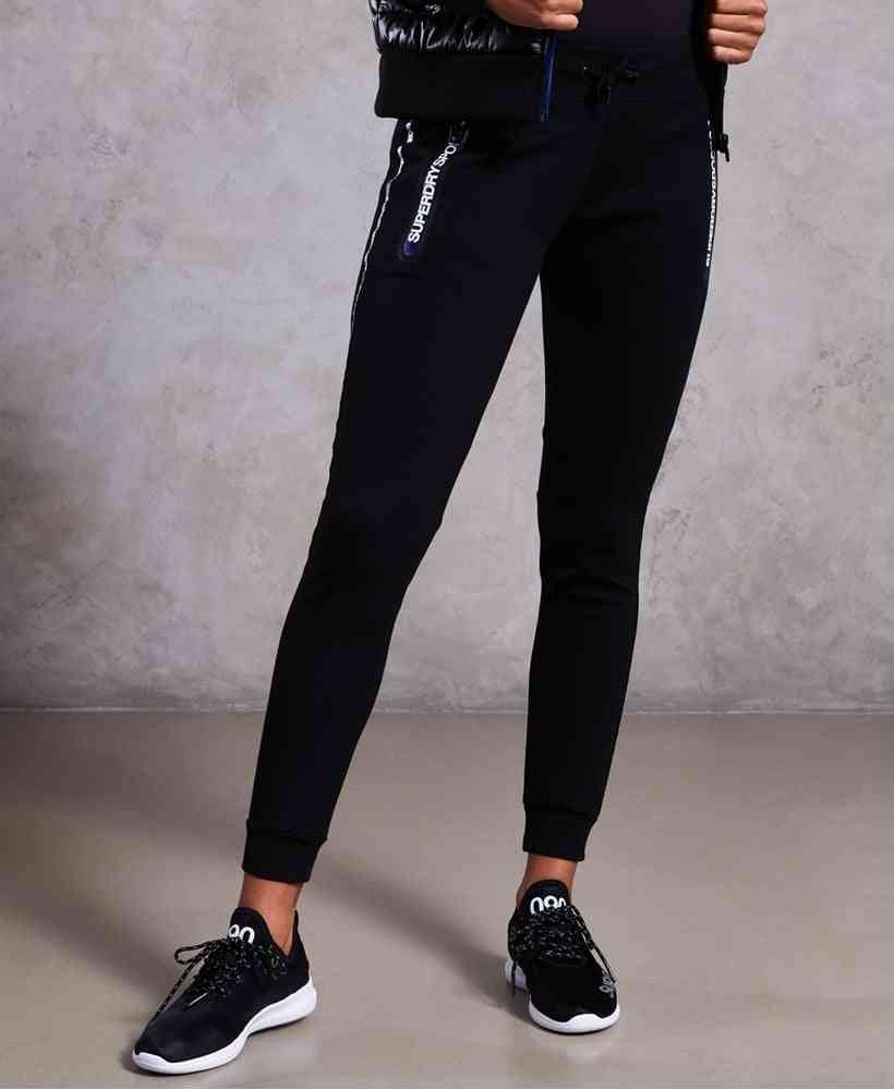 CORE GYM TECH PANEL JOGGERS