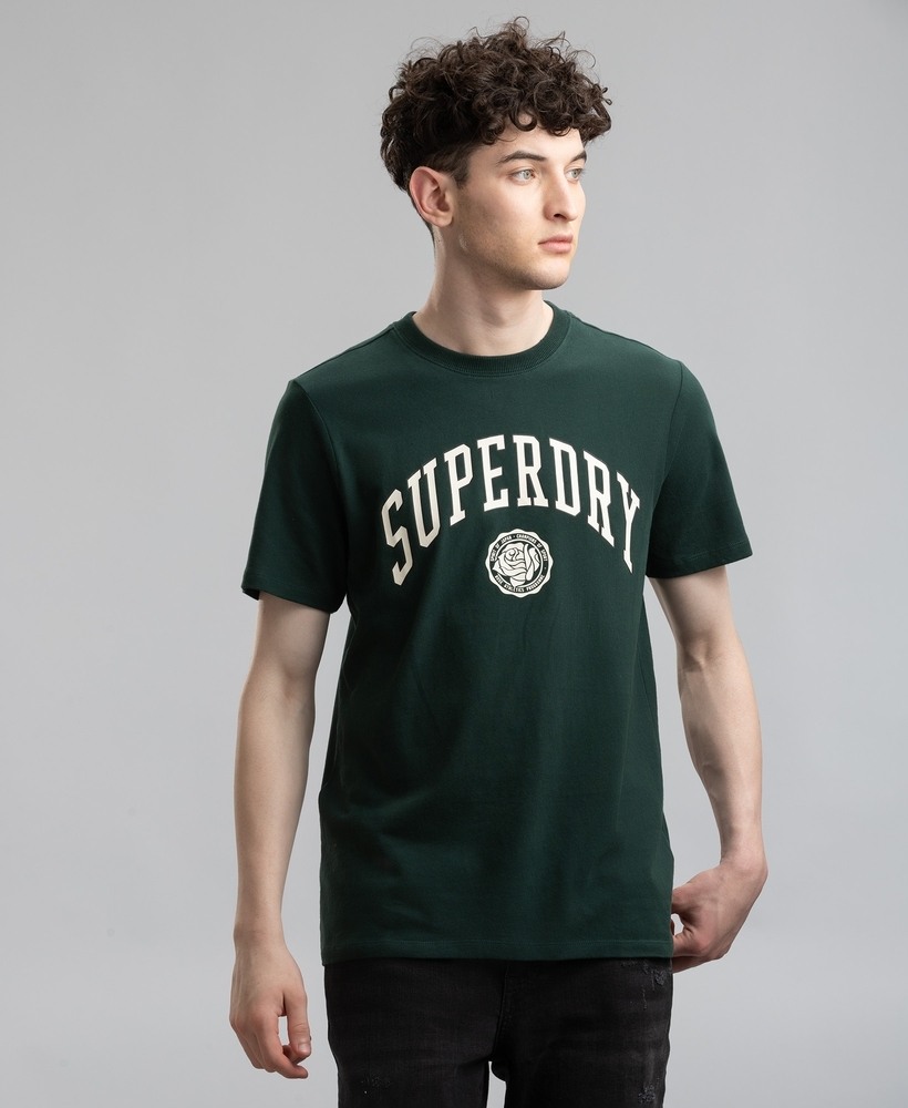 https://cdn.fynd.com/v2/falling-surf-7c8bb8/fyprod/wrkr/products/pictures/item/free/original/superdry/M1011596A27E/3/i17OTdavAB-M1011596A27E_4.jpg