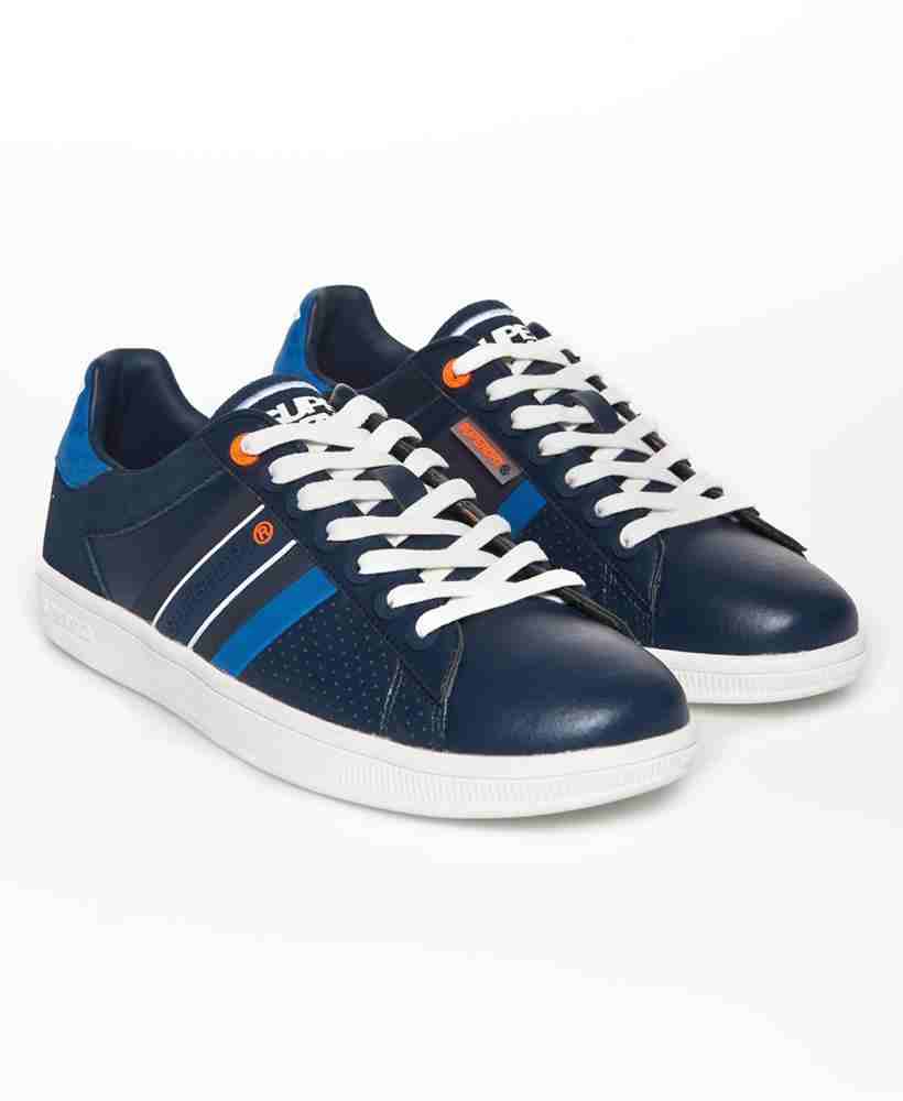 SLEEK TENNIS TRAINERS