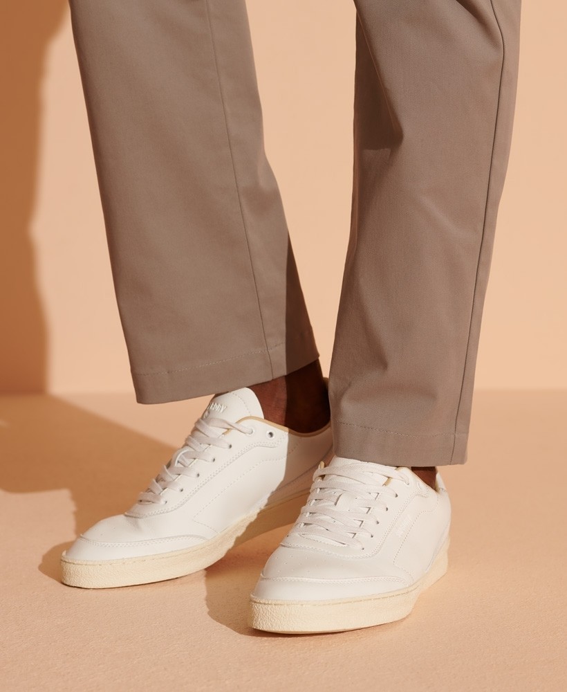 SLEEK TRAINERS