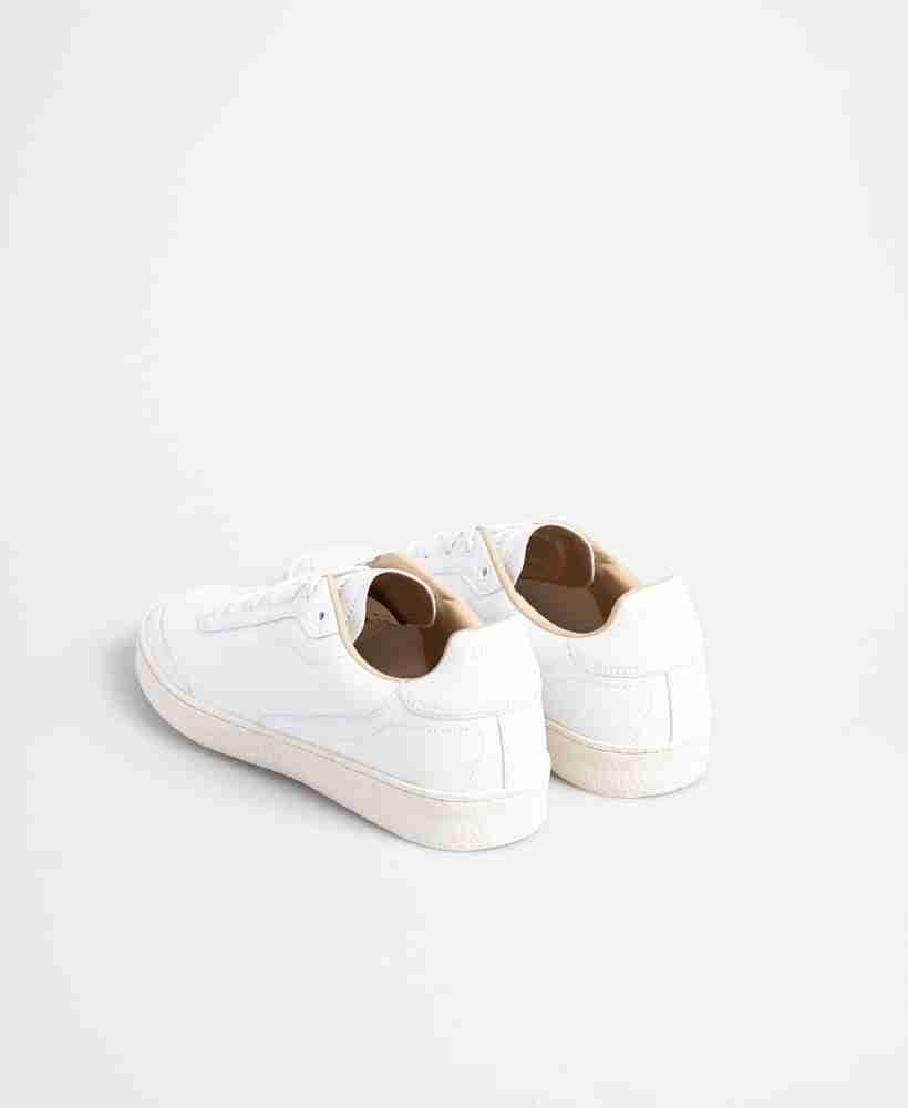 SLEEK TRAINERS