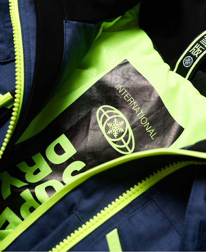 ULTIMATE SNOW ACTION JACKET