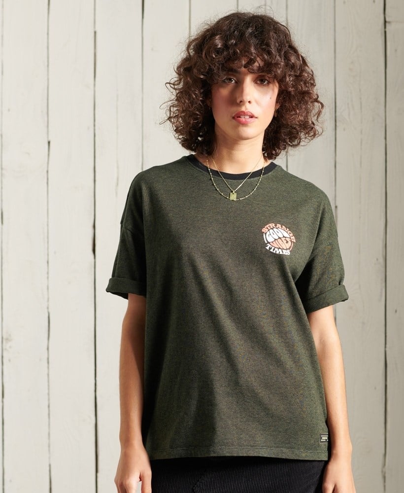 MILITARY NARRATIVE BOXY TEE